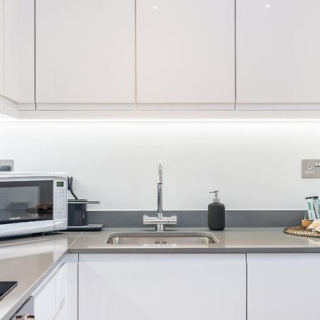 St Albans 2 Bed Luxury City Apartment, 5 Mins Walk To Train & Allocated Parking מראה חיצוני תמונה