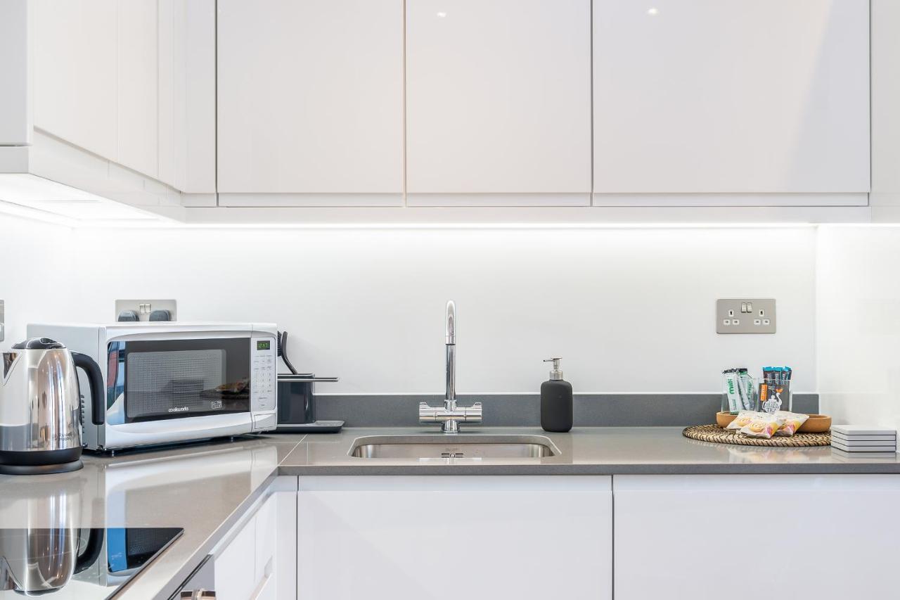 St Albans 2 Bed Luxury City Apartment, 5 Mins Walk To Train & Allocated Parking מראה חיצוני תמונה