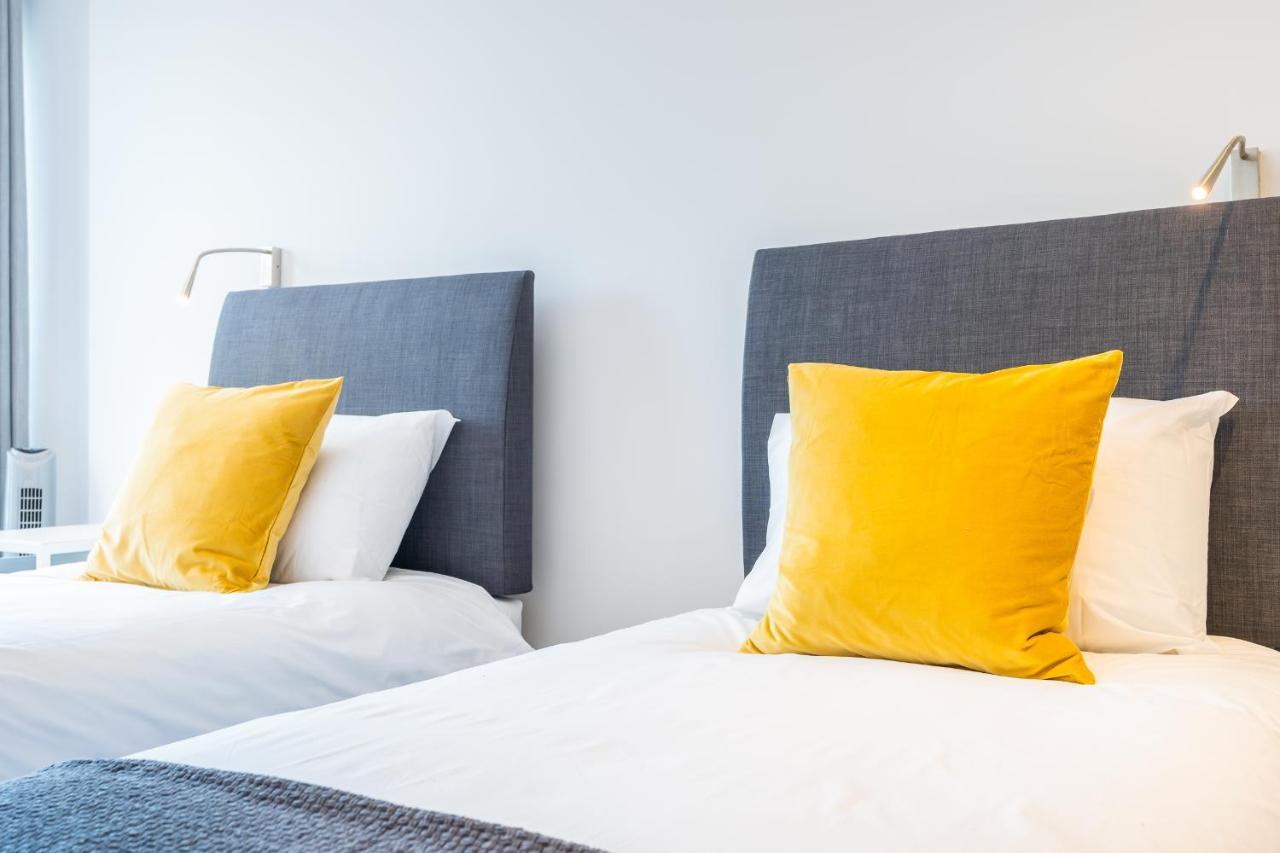 St Albans 2 Bed Luxury City Apartment, 5 Mins Walk To Train & Allocated Parking מראה חיצוני תמונה